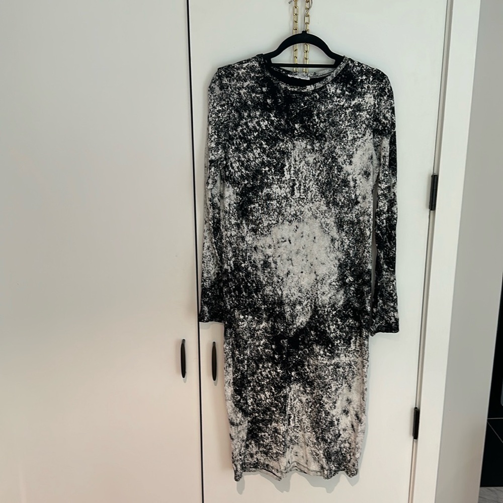 NWOT Zara Midi Tie-dye dress